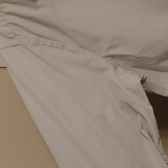 Gap men L 16 or 16 1/2 gray white gentle stripe pattern dress shirt - Picture 3 of 11